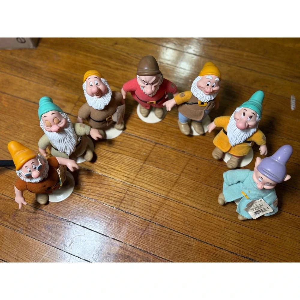 Vintage Disney Seven Dwarfs‎ Flocked PVC Figures Set Snow White Collectibles